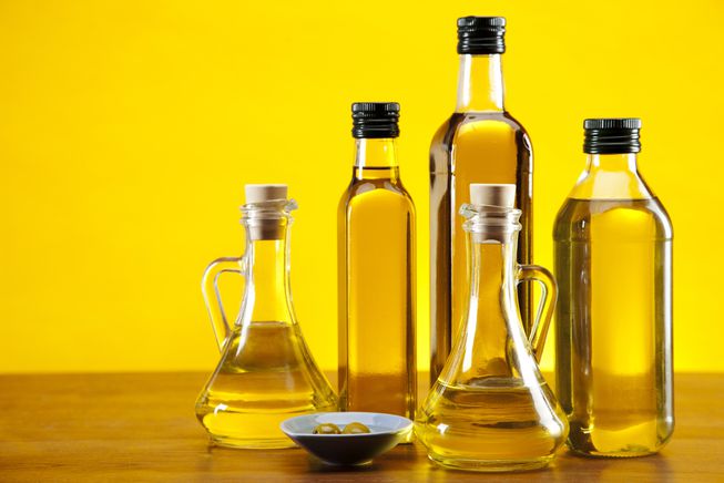 How To Store Your Olive Oil Properly - EmptyLightHome