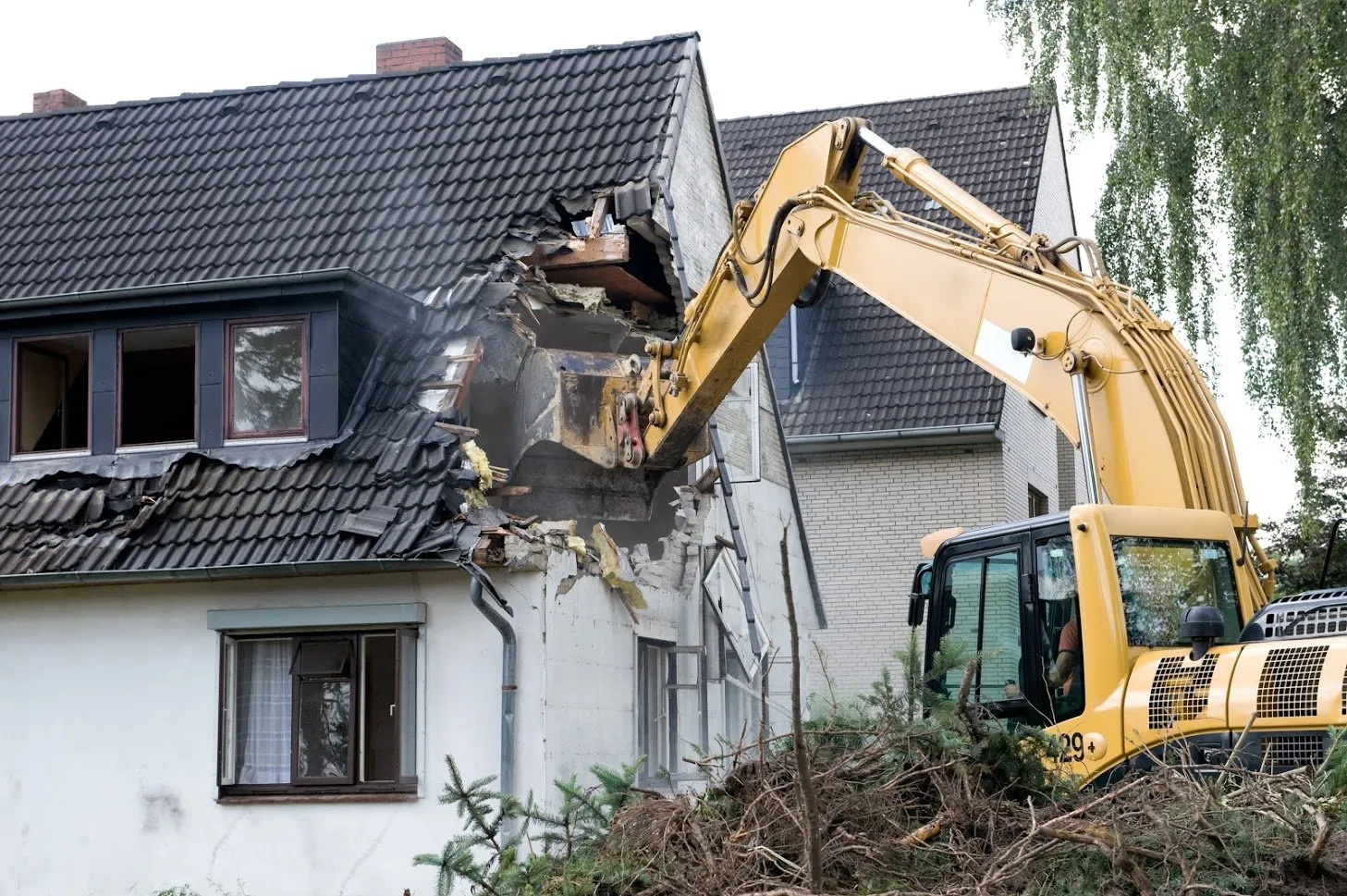 How Much Does It Cost To Demolish a House in Melbourne? EmptyLightHome