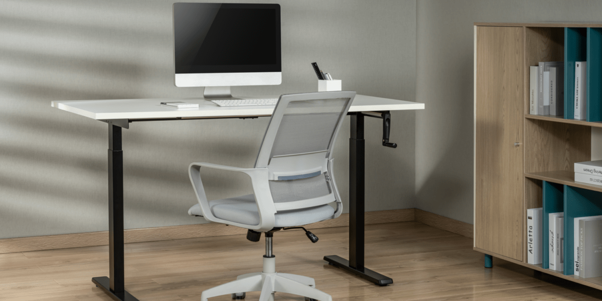 What Is a HeightAdjustable Desk? EmptyLightHome