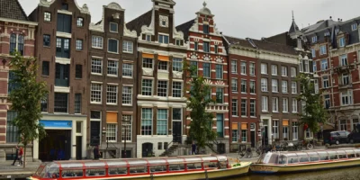 10 Tips for Choosing the Best Moving Company for Your Move to The Netherlands
