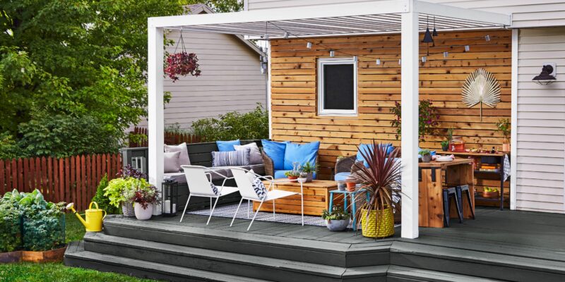 Elevate Your Yard: 4 Custom Deck Trends for 2024